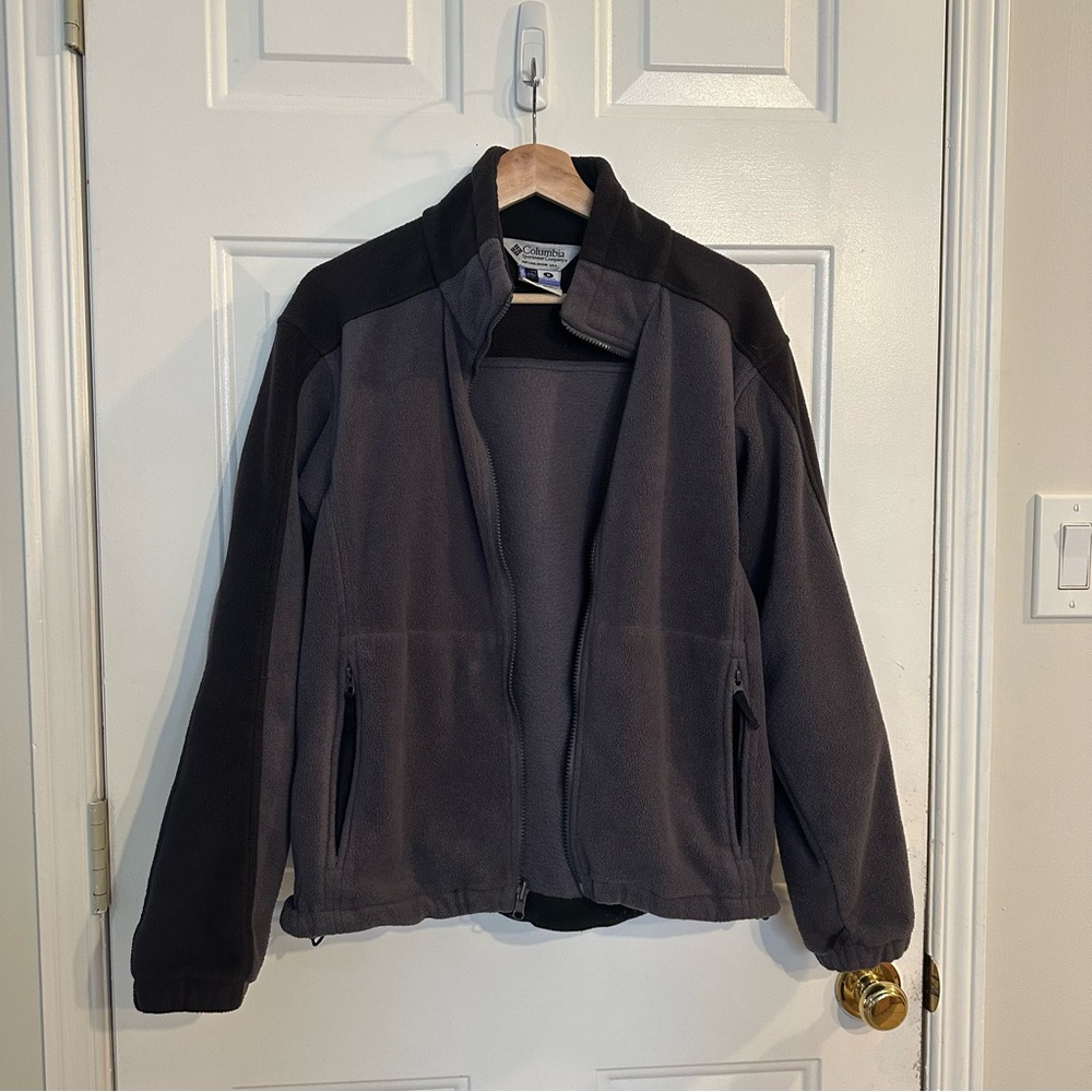 Columbia Women's Black and Gray Fleece Jacket